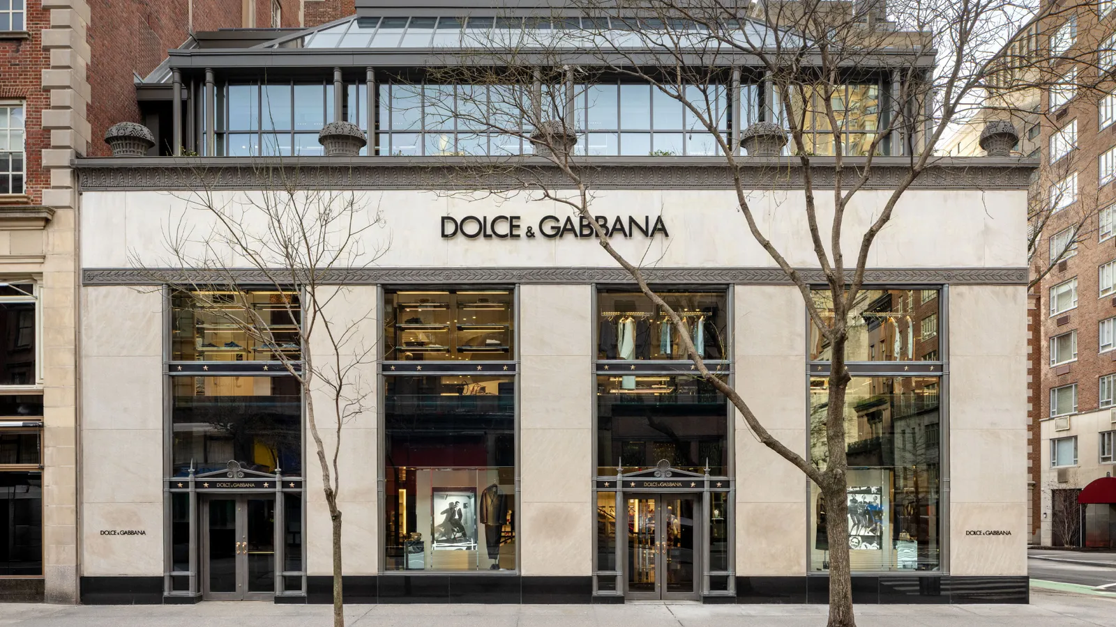Dolce & Gabbana mağazasından bir kare
