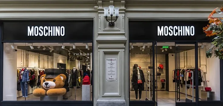 Moschino projesinden bir görsel